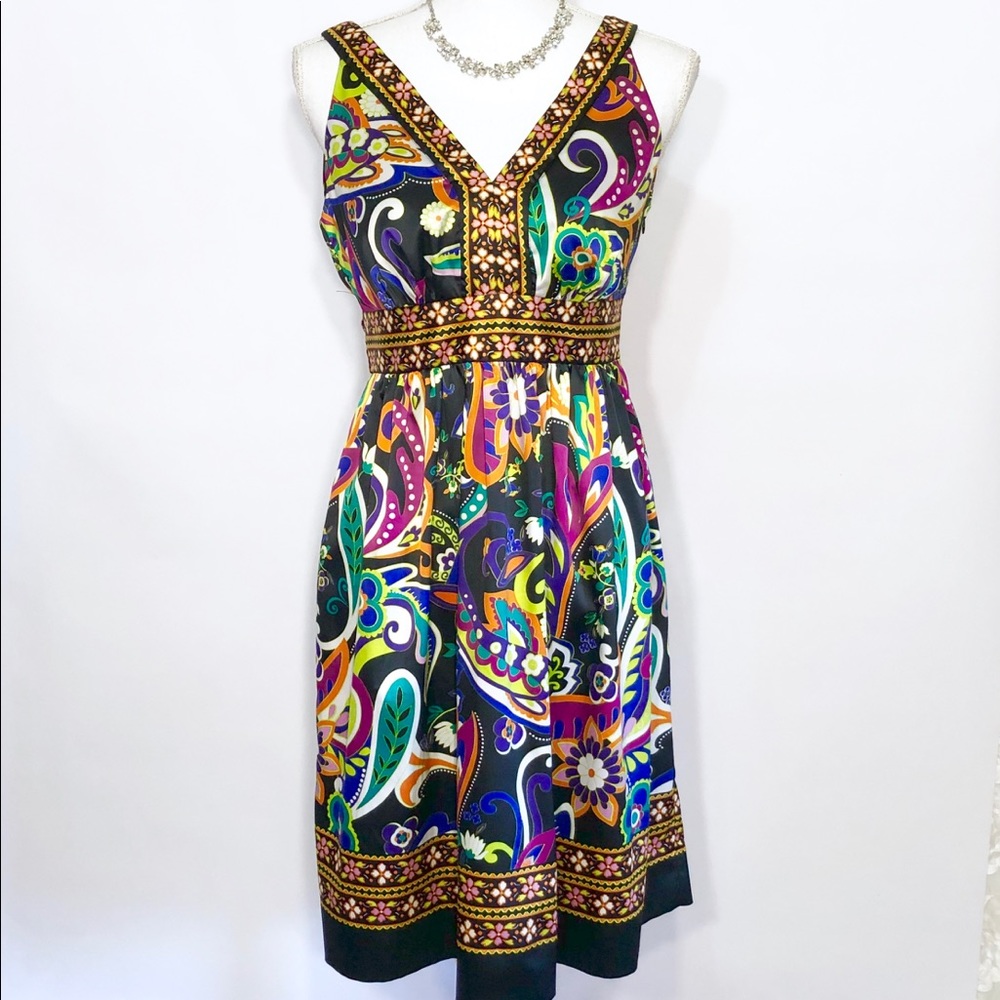 ECI sleeveless satin sleeveless multi print dress